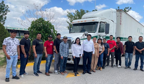 Capacitan UTNL e ITACE a nuevos operadores mediante curso de tracto-camiones